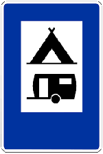 L'indicazione stradale di un camping