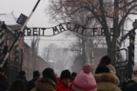 L'ingresso del campo di sterminio di Auschwitz