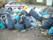 I rifiuti abbandonati nella discarica abusiva di San Colombano
