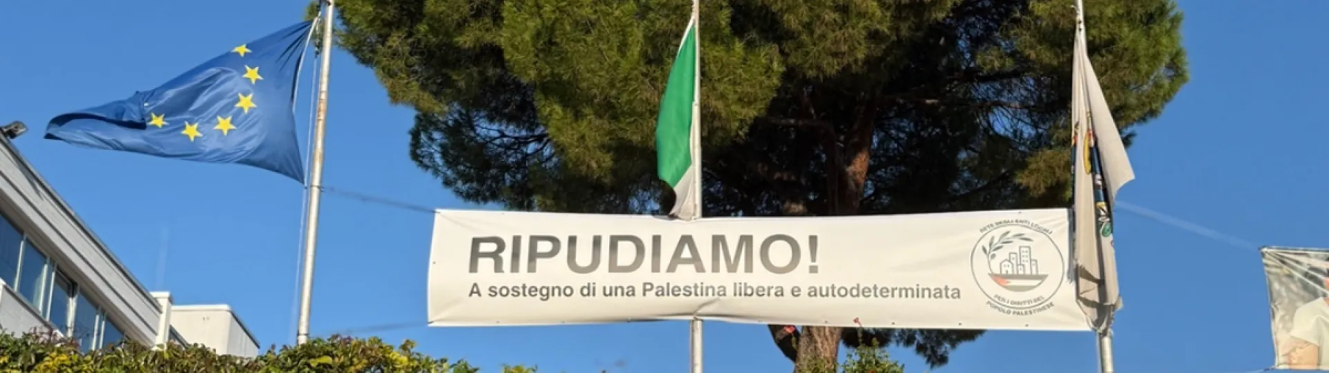 bandiere mezz'asta