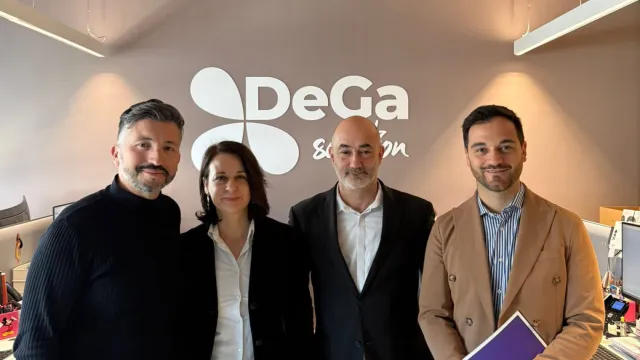 dega